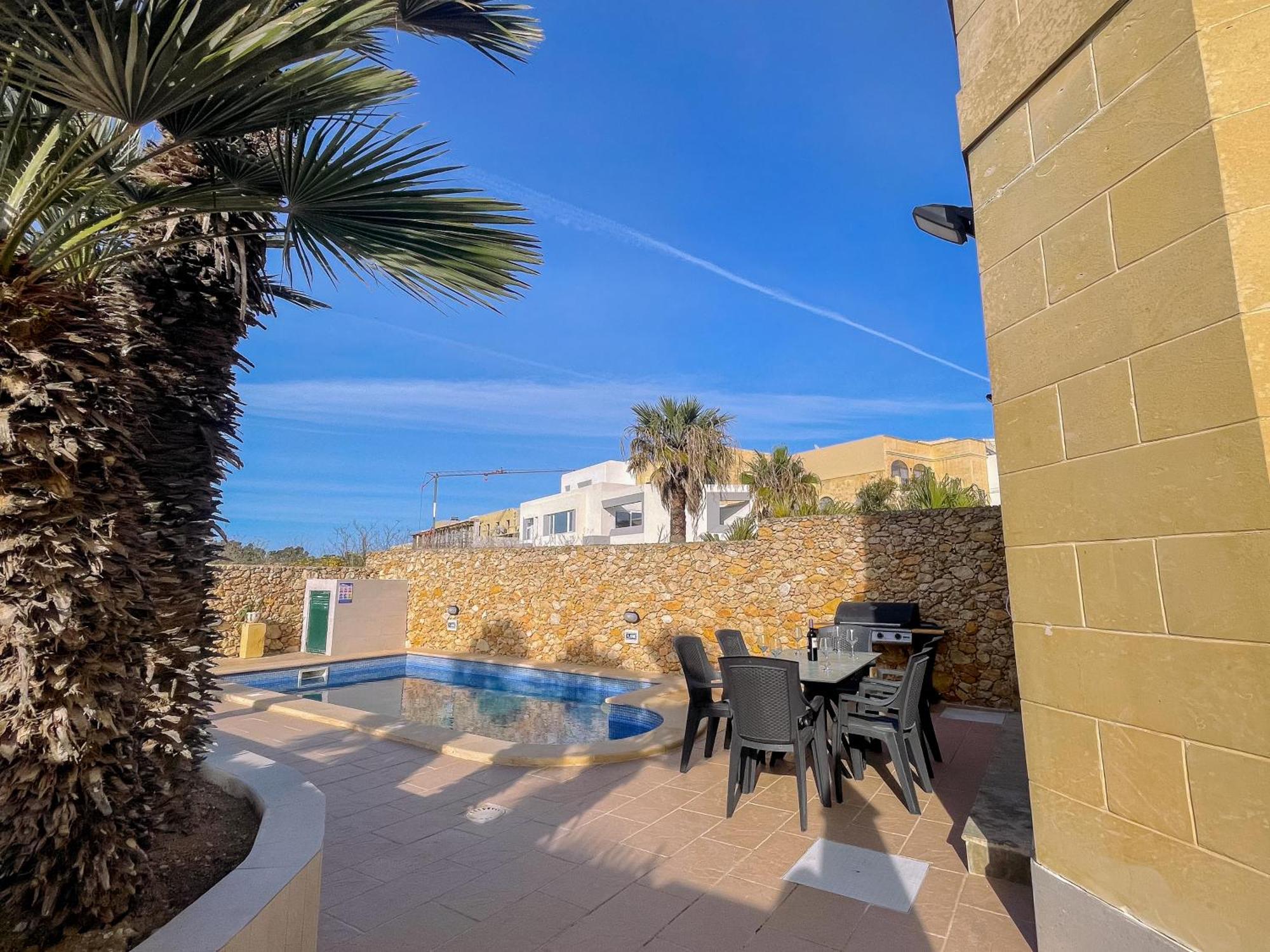 Villa Fieldend - Gozo Holiday Home Għarb Dış mekan fotoğraf